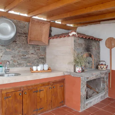 La Tirajanera 1+2 Vega de San Mateo